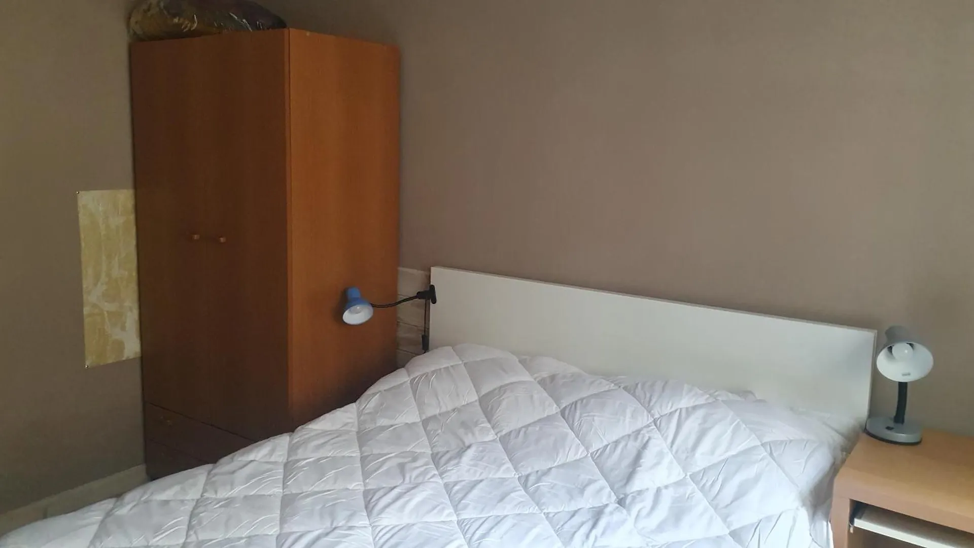 Guest house Only For Girls - Lazzaroni House Garden Hotel Rome